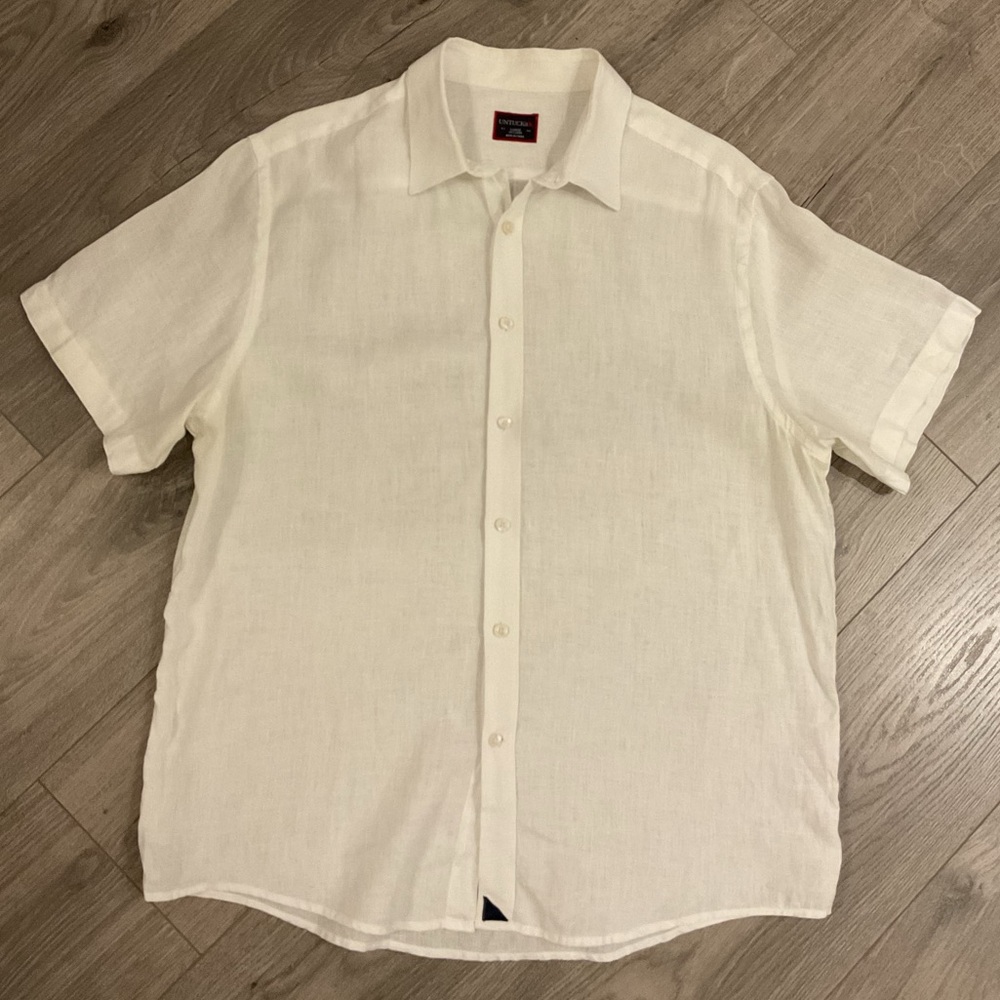 UNTUCKit  White Linen Short Sleeve Shirt